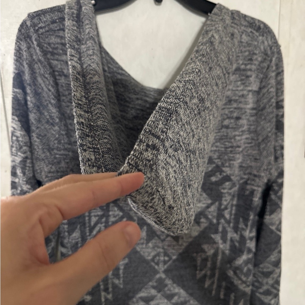 Cardigan - Picture 7 of 7